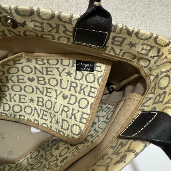 Dooney & Bourke signature Tulip Tassel tote - Picture 12 of 12